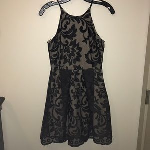 Soprano Black and Nude Printed Dress